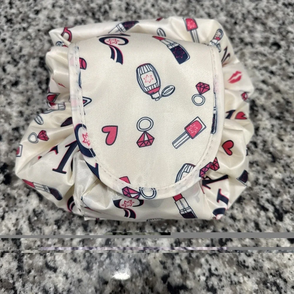 Travel Drawstring Cinch Close Make Up Cosmetic Bag Lipstick All Over Print